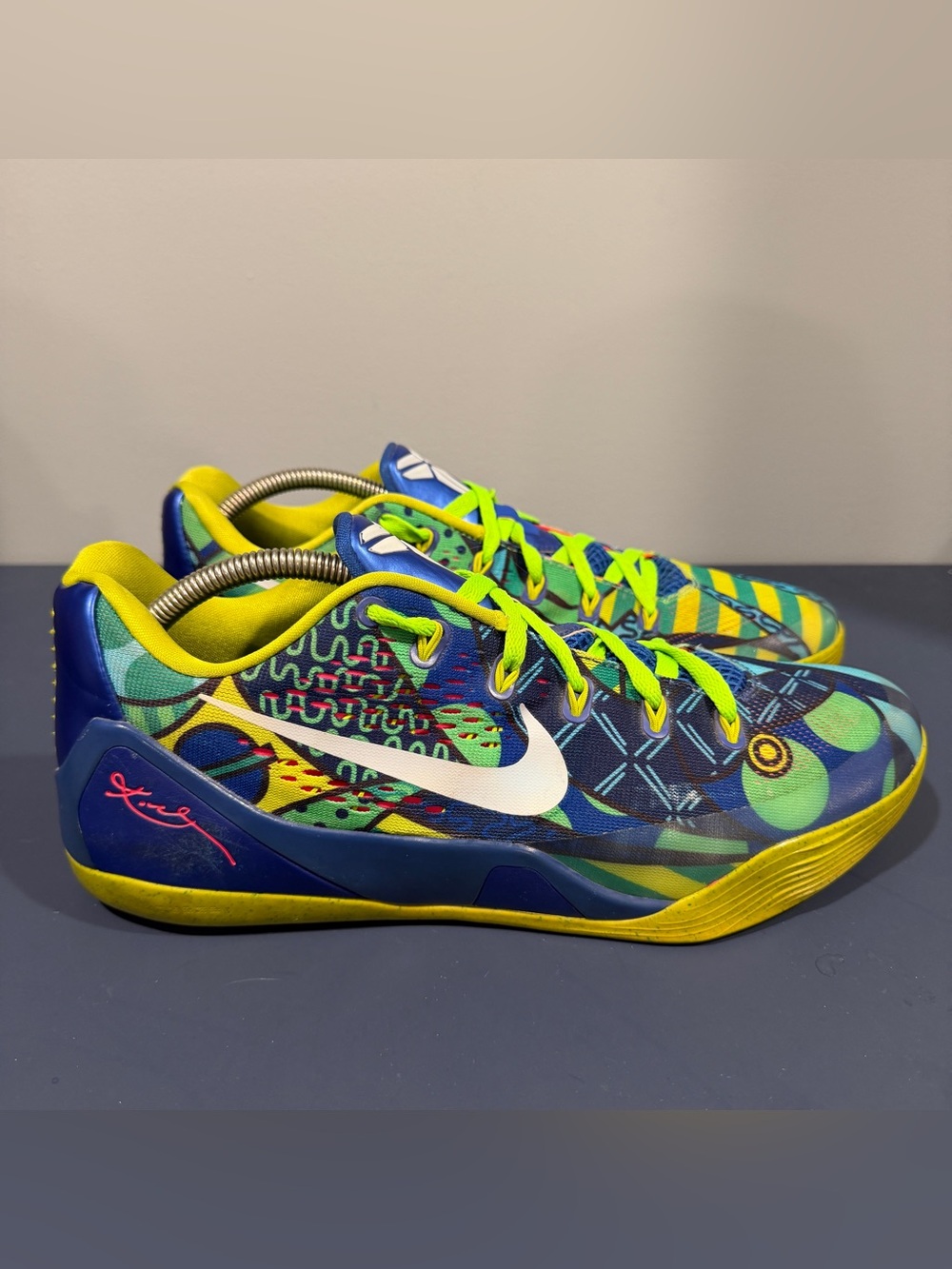 Nike Kobe 9 EM Brazil Size 12 2014 646701-413 Multicolor Low Top Basketball